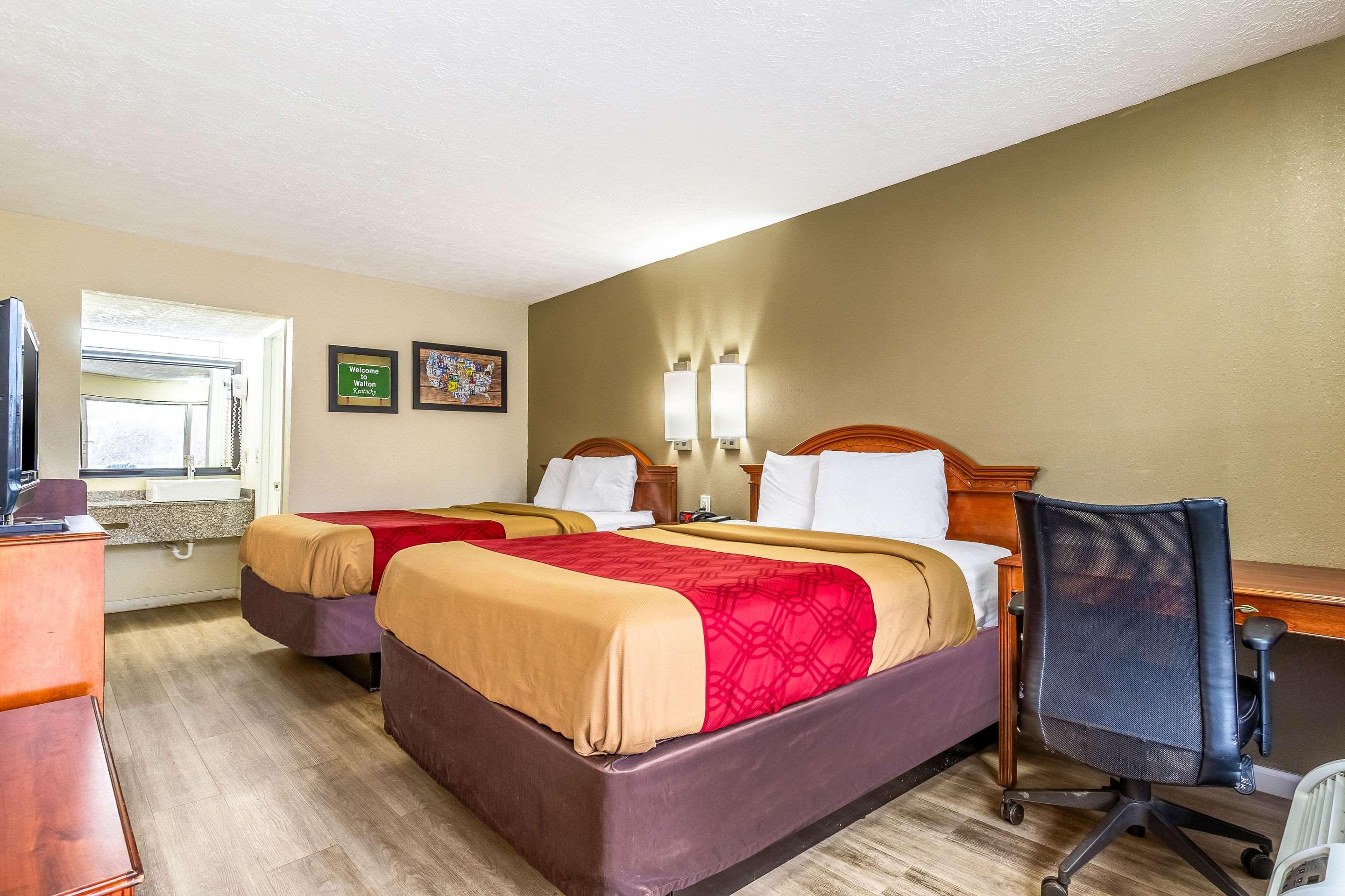 อีโคโน ลอดจ์ Hotel Richwood ภายนอก รูปภาพ